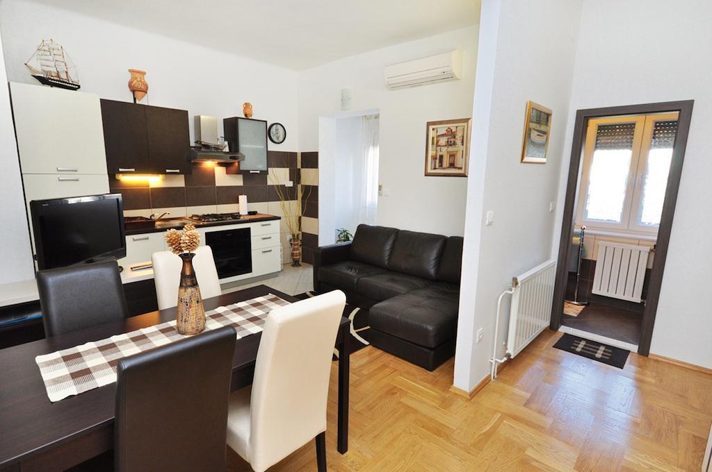 سبليت Apartments Maric الغرفة الصورة